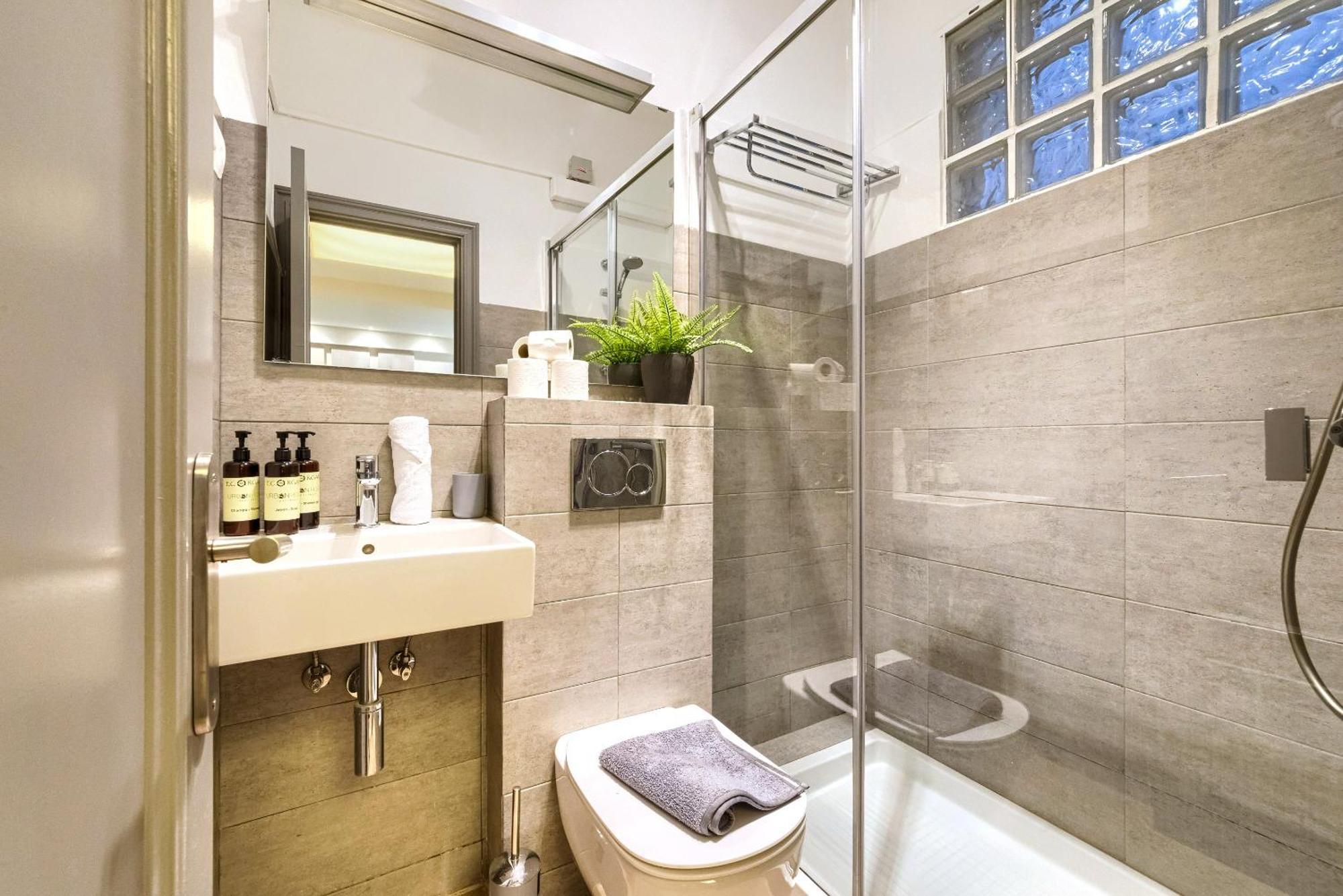 Apartamento Tristan Vivienda Turistica De Diseno Con Ac Bilbao Exterior foto