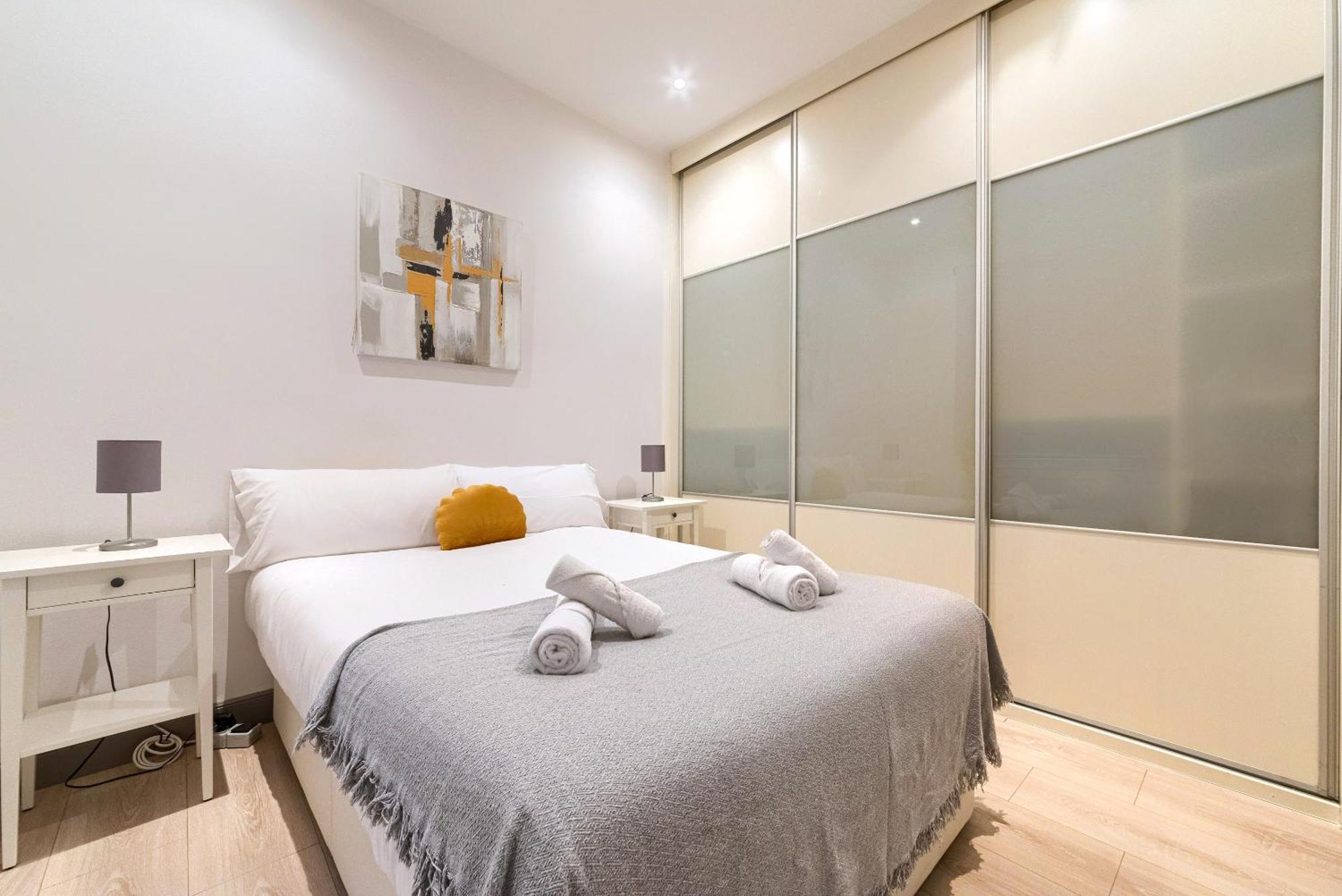 Apartamento Tristan Vivienda Turistica De Diseno Con Ac Bilbao Exterior foto