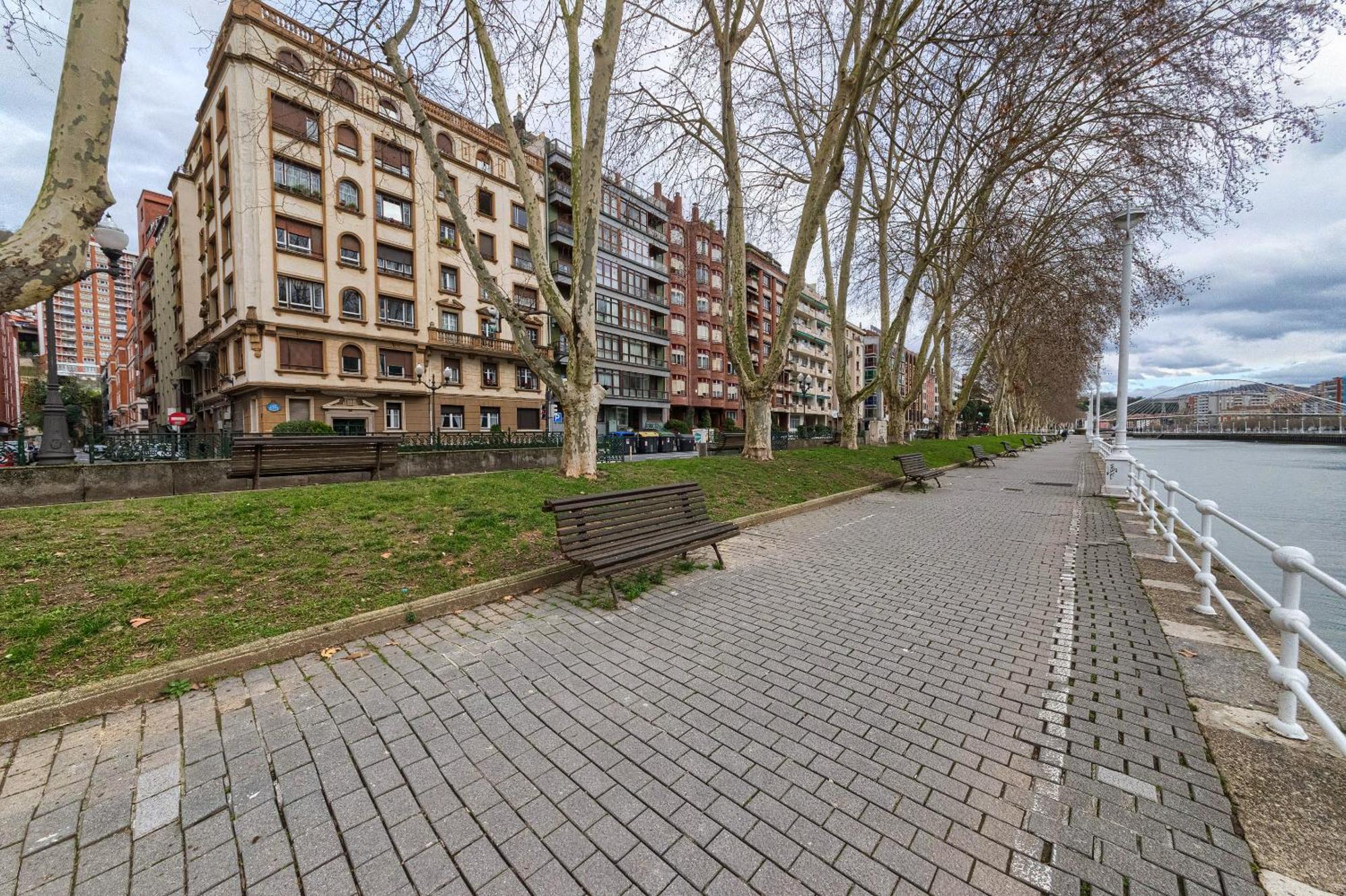 Apartamento Tristan Vivienda Turistica De Diseno Con Ac Bilbao Exterior foto